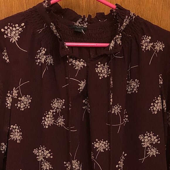 Ann Taylor Petite Flowy Split-Neck Top - Picture 5 of 5